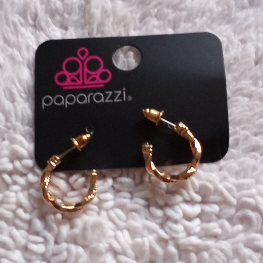 Infinite Incandescene Gold Hoop Earrings